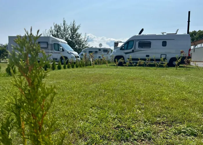 Camping Camper Park Tocamper